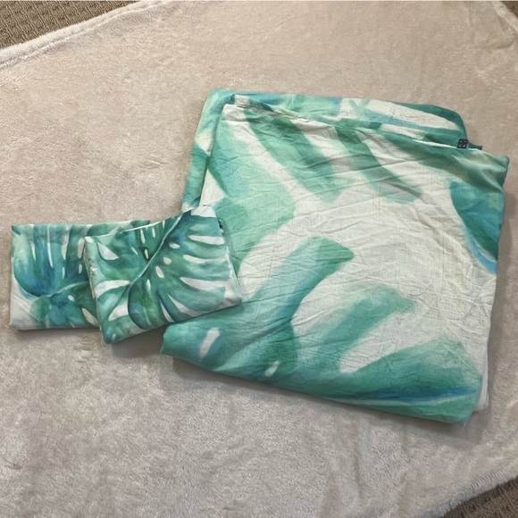 Wayfair Tropical Duvet & Pillowcase Queen Set - Picture 3 of 5